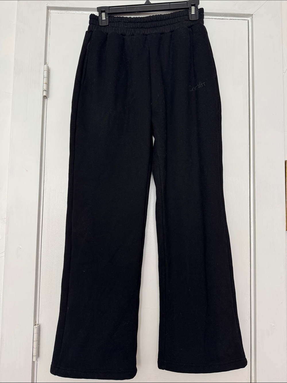Black Wide-Leg Sweatpants - Casual Comfort